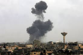 Rauchpilz über Rafah nach einem israelischen Luftangriff Foto: Israelheute
